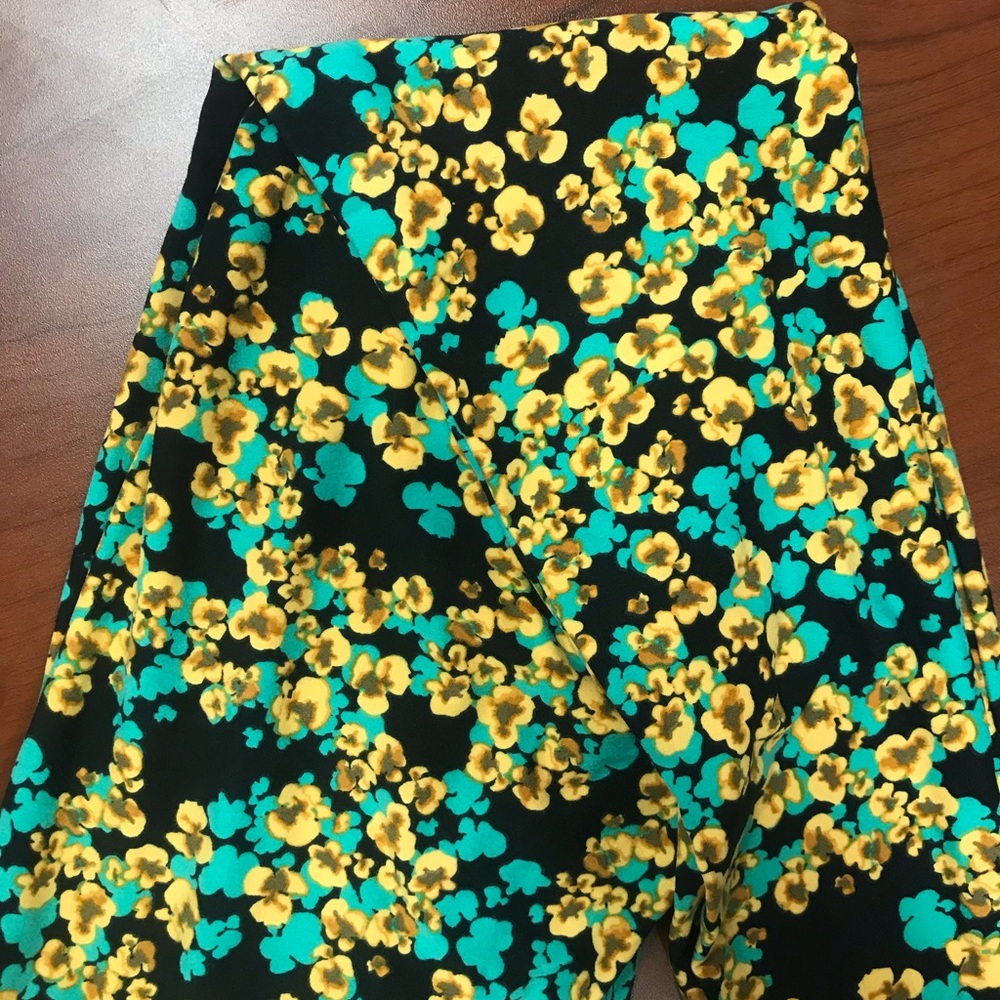 Lularoe OS Leggings - brand new
